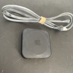 Apple TV (3rd Generation) Smart Media Streaming Player A1469 / A1427