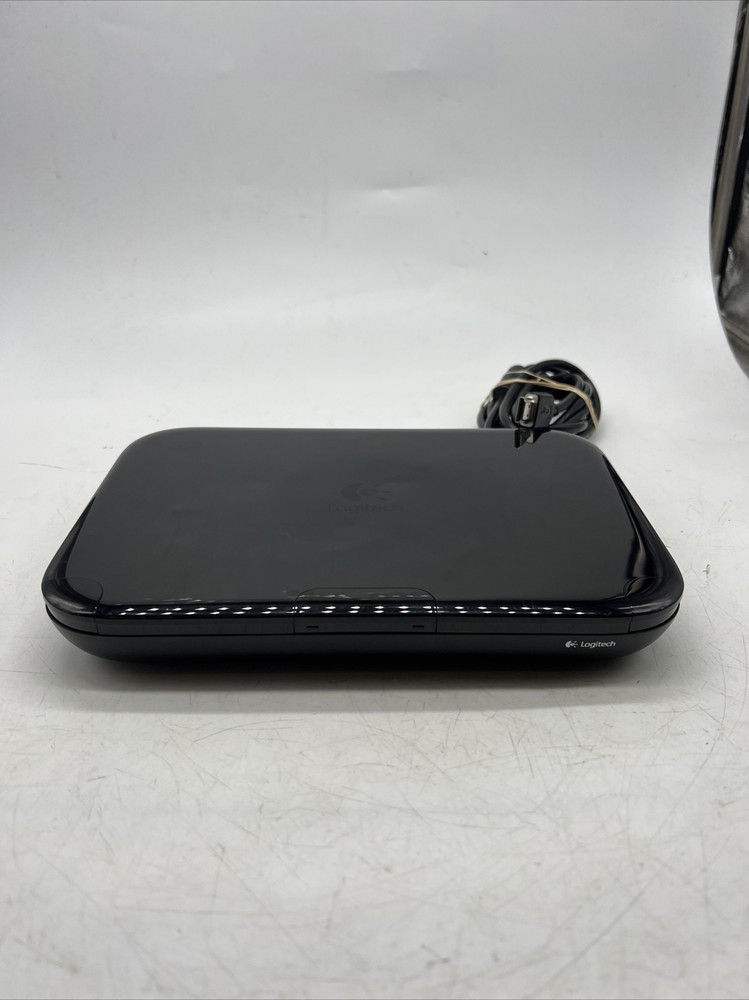 Logitech Revue Google TV Media Streamer 870-000001 Model D-R0001 No Keyboard. o