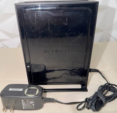 NETGEAR WNR2000 v3 N300 Wireless Router 4-Port 300Mbps Wi-Fi w/ Power Adapter