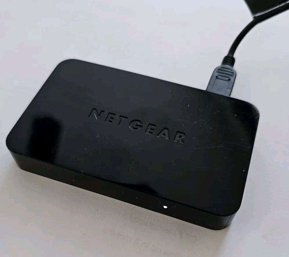 NetGear Push2TV Digital HD Media Streamer – PTV3000 – Wireless – NICE!! EUC!