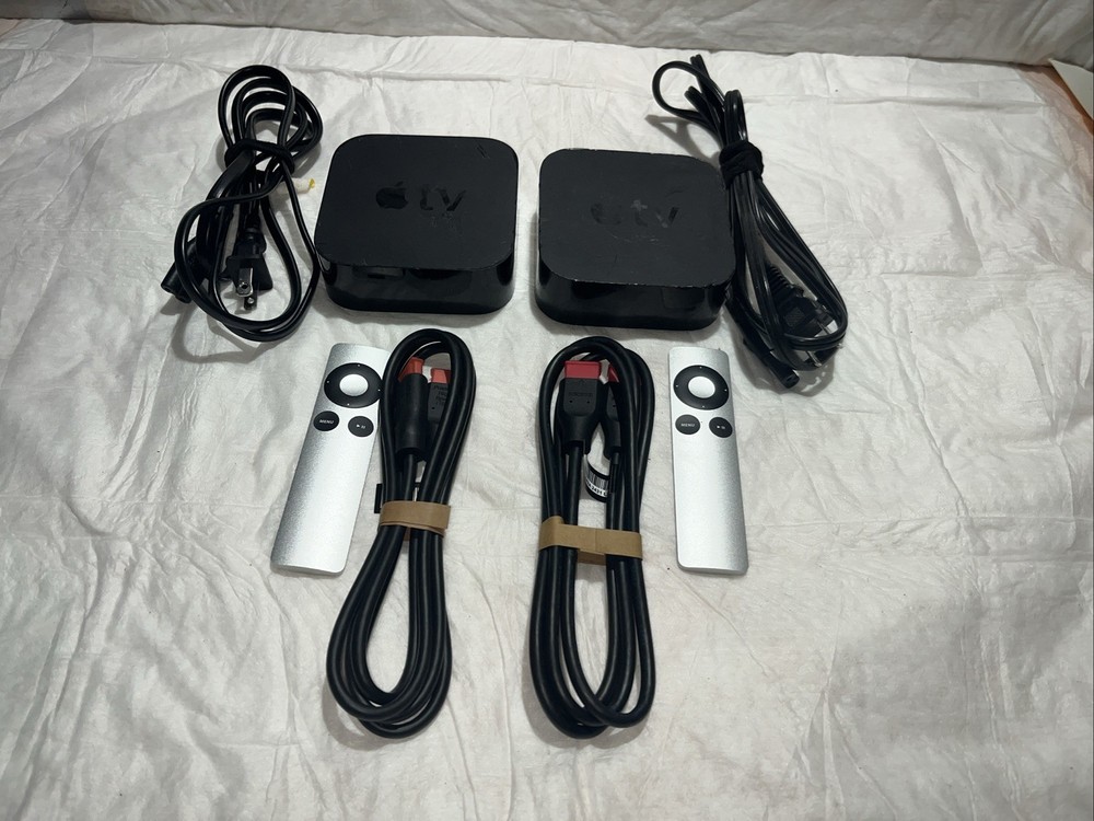 ✅ Lot of 2 Apple TV HD 4th Gen 32GB A1625 w/ Silver Remote + 2 HDMI Cables