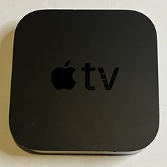 Apple TV (3rd Generation) A1469 8GB HD Media Streamer – Device ONLY
