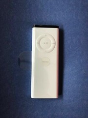 Apple TV 4th Generation 32GB HD Media Streamer Model A1625 – w/Non-Siri Remote