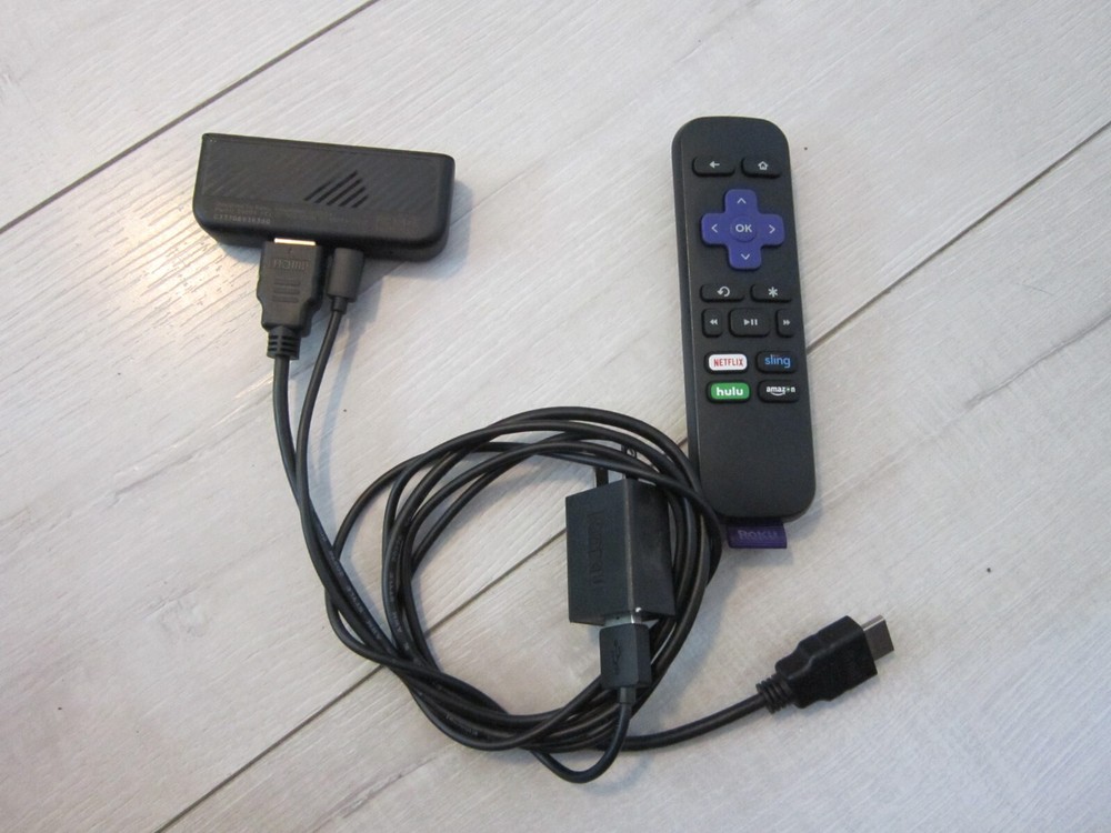 Roku Express (6th Generation) HD Media Streamer 3900RW VUDU Edition – Black
