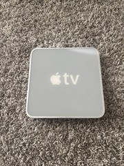 Apple TV A1218 Media Streamer Silver HDMI Wi-Fi Multiple AV Ports 2007