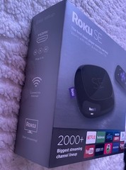 Roku SE (3rd Generation) Media Streamer 2710SE – Black
