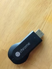 Google Chromecast (1st Generation) HDMI Media Streamer Black H2G2-42 Complete