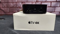 Apple TV 4K 32GB A1842 MQD22LL/A 8K UHD HDMI SIRI Remote Lightning&PowerCable