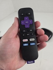 ROKU SE 2710X Streaming Media Player and Remote UPDATED AND RESET!