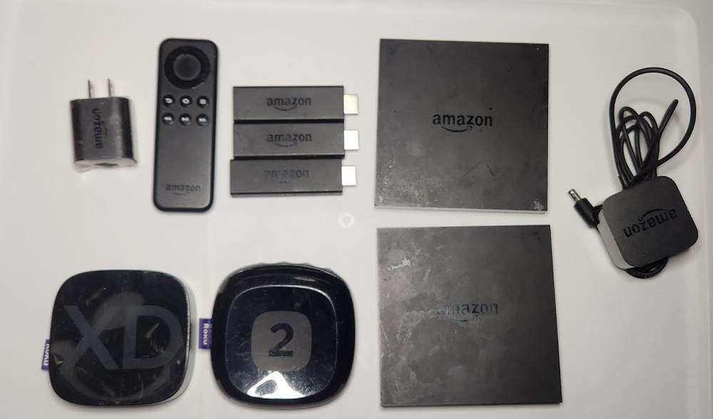 LOT OF 3 Amazon Fire stick LY73PR & 2 Streaming Box Model CL1130 ( AS IS)
