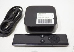1x Apple TV HD (4th generation 1080p) 32Gb A1625 MGY52LL/A /w remote + cable