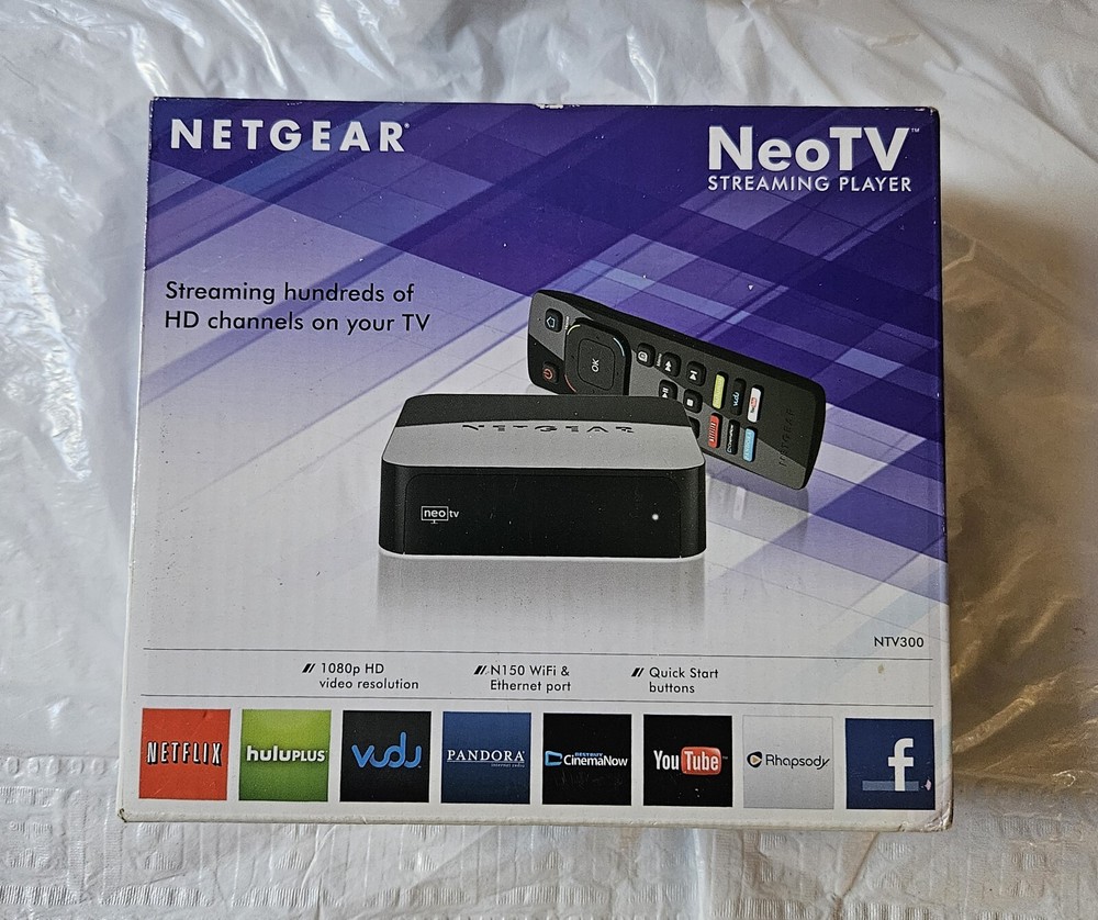 NetGear NTV300 Digital HD Media Streamer. New