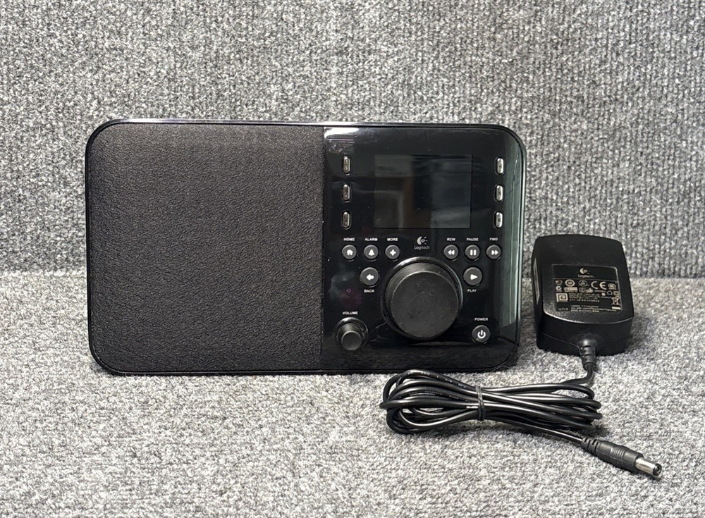 Logitech X-R0001 Black Wi Fi Squeezebox w/ OEM Power Supply