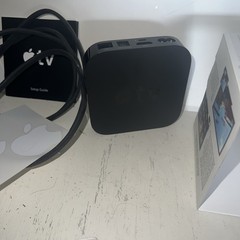 Apple TV (3th Gen) A1469 8GB 1080p HD Media Streamer NO REMOTE