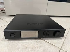 Aurender A100 2TB Analog Output Network Player with RCA Outputs in Black EXCELNT
