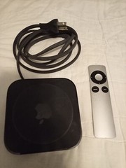 Apple TV (3rd Generation) HD Media Streamer – Fully Functional