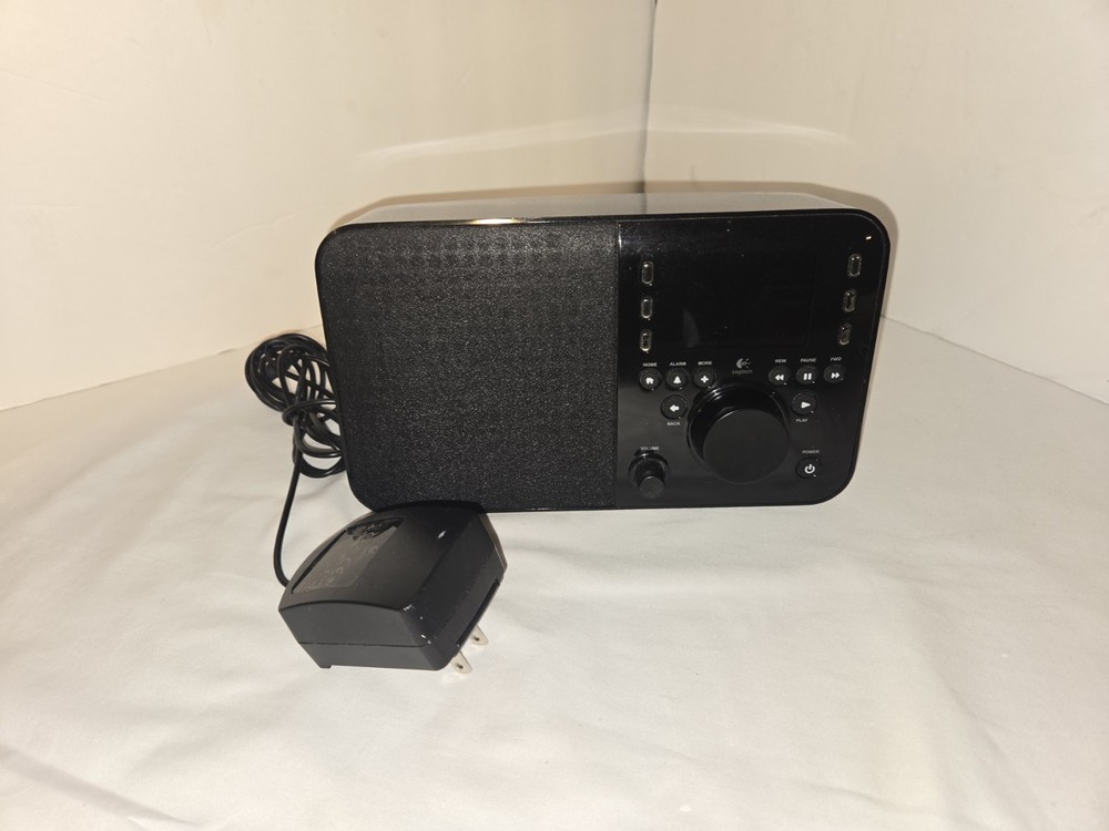 Logitech Squeezebox X-R0001 Smart WiFi Radio with AC Adapter – Tested And Works