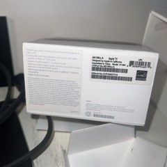 Apple TV (3th Gen) A1469 8GB 1080p HD Media Streamer NO REMOTE