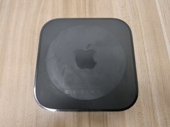Apple TV 3rd Generation Model A1469 W/ Power Cable