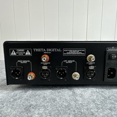 Theta Generation VIII Series 2 Gen 8 DAC Processor Black Clean Tested w/ Remote