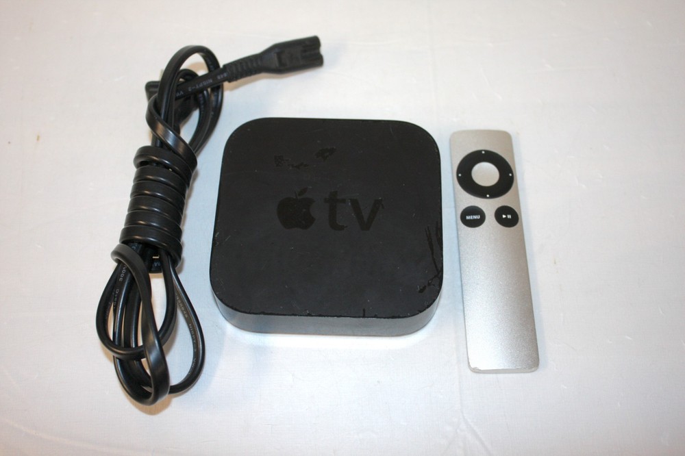 Apple TV 3rd Generation Model A1469 Includes Power Cable And Remote