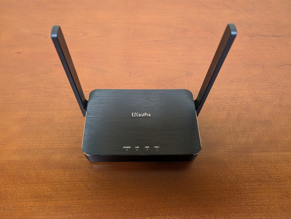 EZCast Pro Box II B10 4K Wireless Presentation Receiver – LAN/PoE/5G Wi-Fi