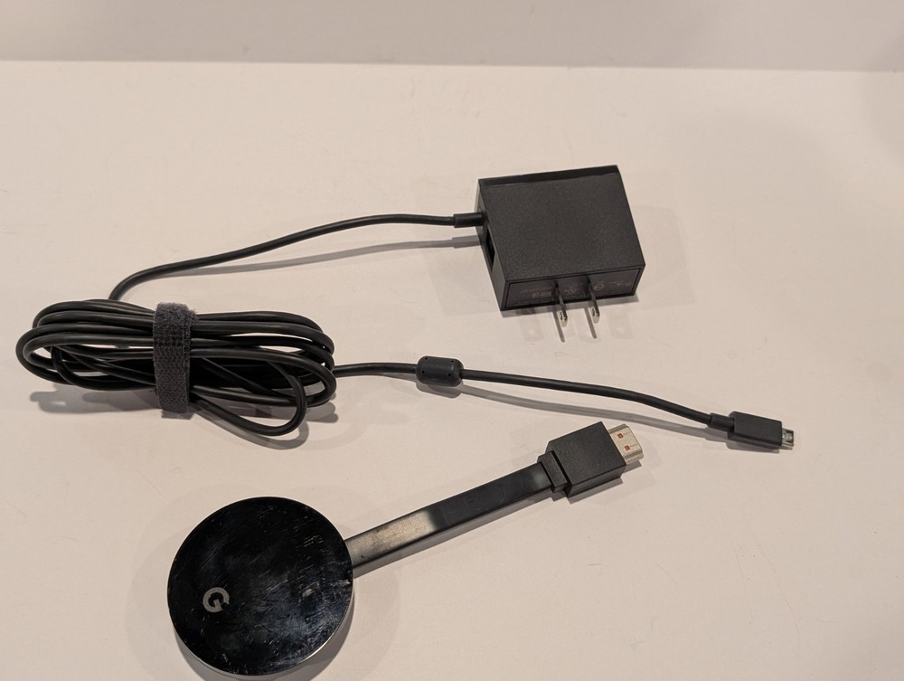 Google Chromecast Ultra 4K HDR Media Streamer – Original Ethernet Power Adapter