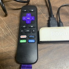Roku 3900x Express HD Streaming Player Remote Power Adapter Cord Bundle