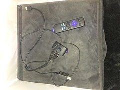Roku Express HD Model 3930X Streaming Media Device With Remote RC-ALIR