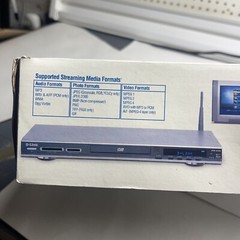 D-Link MediaLounge DSM-320RD Wireless Media Player W/DVD & Card Reader NOS