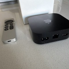 Apple Apple TV 4K 2160p Media Streamer Box Wi‑Fi + Ethernet HDMI Black/Silver