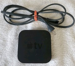 Apple TV (3rd Generation) HD Media Streamer – A1469 – no remote – tested works