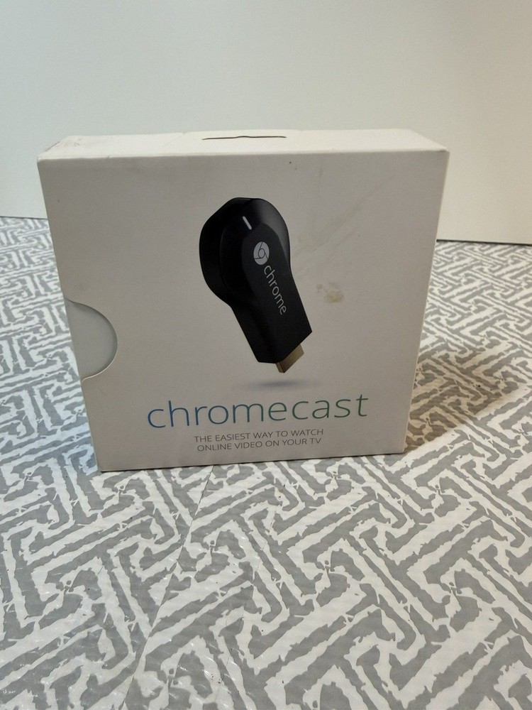 Google Chromecast H2G2-42 HDMI Media Streamer Black with Power Cord complete
