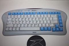 RCA MSNTV 2 RM4100 Internet and Media Player with Keyboard