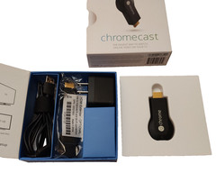 Google Chromecast Streaming HDMI Media Player H2G2-42 1st Gen complete in box