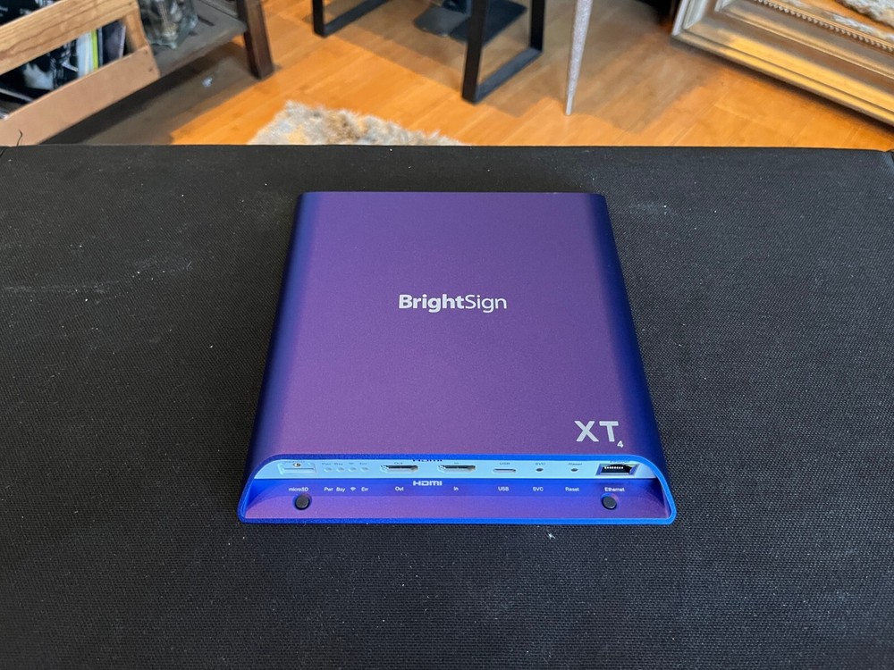 BrightSign XT1144 Expanded I/O Player – Blue