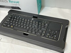 Logitech Revue With Google TV Digital HD Media Streamer W K700 Wireless Keyboard