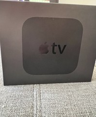 Apple TV 64GB Black Media Streamer Wi-Fi Bluetooth Ethernet HDMI A1625