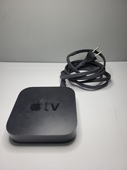 Apple TV (3rd Generation) 8GB Digital HD Media Streamer – Black -A1469