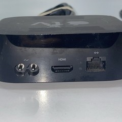 Apple TV 32GB HD Media Streamer Model A1842 w/Remote & Cables Tested