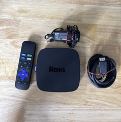 Roku Premiere 4620x HD & 4K Streaming Media Remote, HDMI, & Power Cable – Tested
