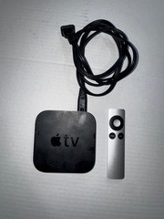 Apple TV 3rd Generation HD Digital Media Streamer A1469 w/ Remote and Power cord