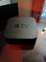 Apple TV Model 32GB A1625 w/ Box w/ Black Remote and Power Cord, Tested, Updated
