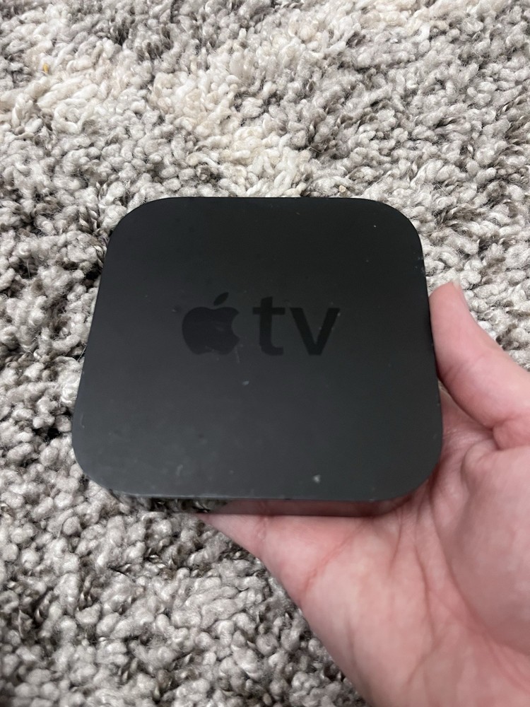 Apple TV Media Streamer-A1378 w/remote NO CORDS – Used