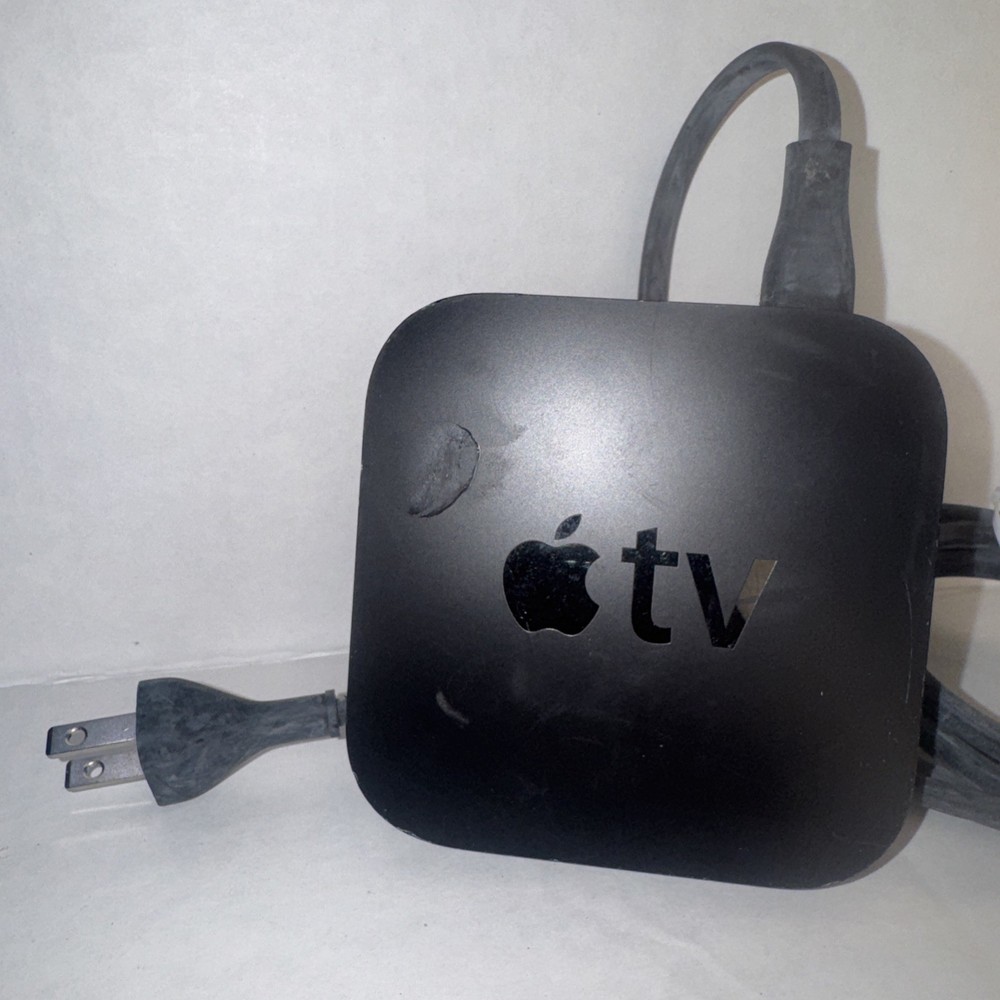 Apple TV HD 4th Generation 32GB Media Streamer 1080p A1625 W Adapter – No Remote