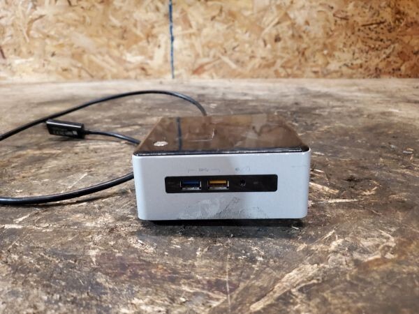 Intel NUC NUC6i3SYH i3 2.3GHz 8GB RAM 500GB SSD WiFi BT USB Win10 UCFF Mini PC
