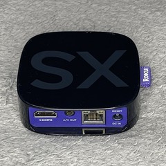 Roku 2 XS 2nd Generation Media Streamer 3100x AV Out w/ Remote & Power Supply