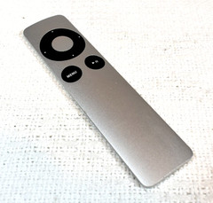 TESTED WORKING Model #A1427 Apple TV (3rd Generation) w/ Remote & Power Cable