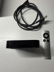 Apple TV A1469 3rd Generation With Remote