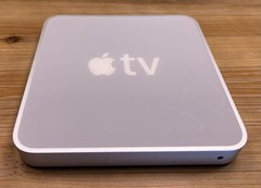 Apple TV (1st Generation) 40GB Media Streamer – A1218